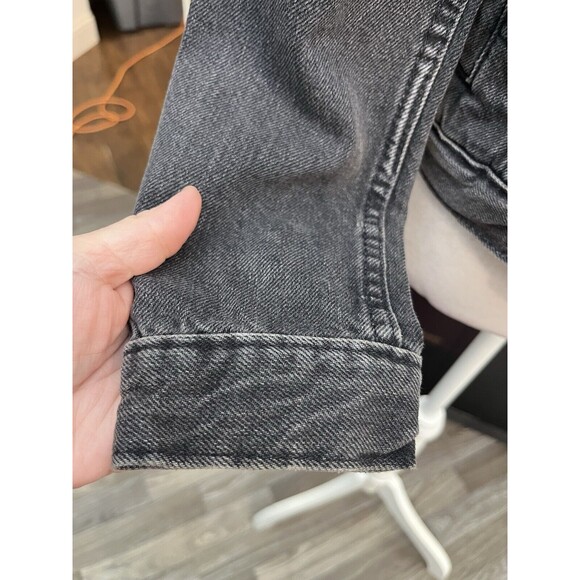 Gap Women’s  Denim Jacket Medium Wash XS Long Sleeve Button Down With Pockets - Picture 9 of 15